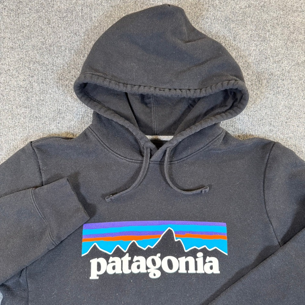 Patagonia‎ P-6 Logo Uprisal Hoody Black Mens XS Regular Fit Sweatshirt 39621